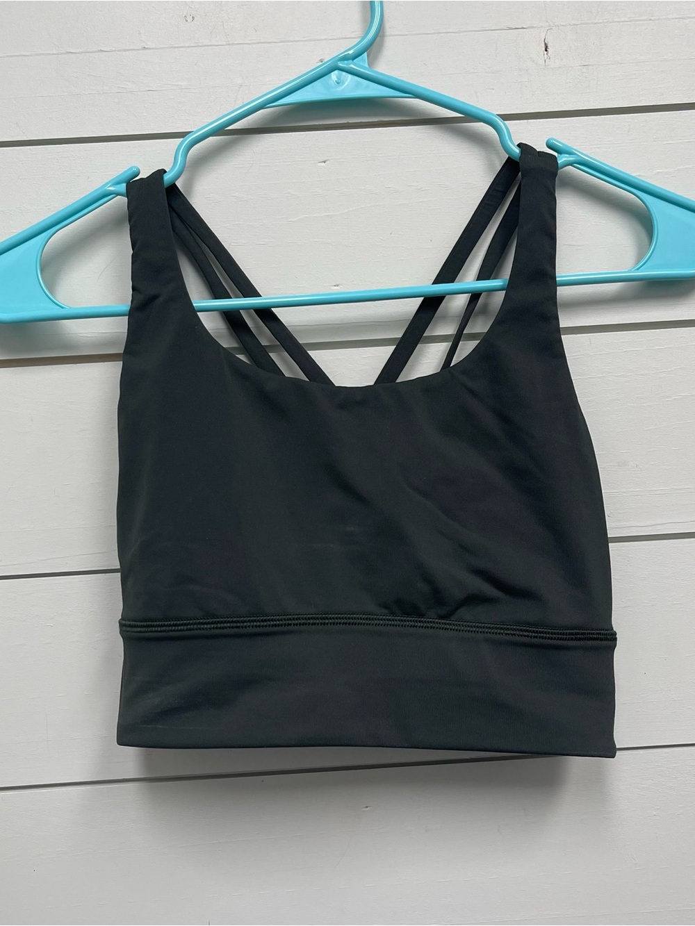 Lululemon energy longline bra B-D cups medium support green women's size 4